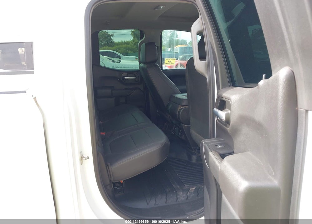 2021 CHEVROLET SILVERADO 1500 4WD DOUBLE CAB STANDARD BED WT VIN: 1GCRYAEF0MZ218153