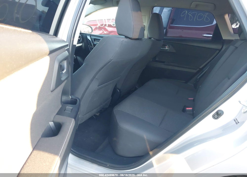 2016 SCION IM VIN: JTNKARJE4GJ501025