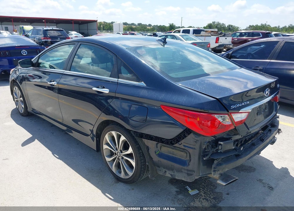 2014 HYUNDAI SONATA VIN: 5NPEC4AB2EH834527