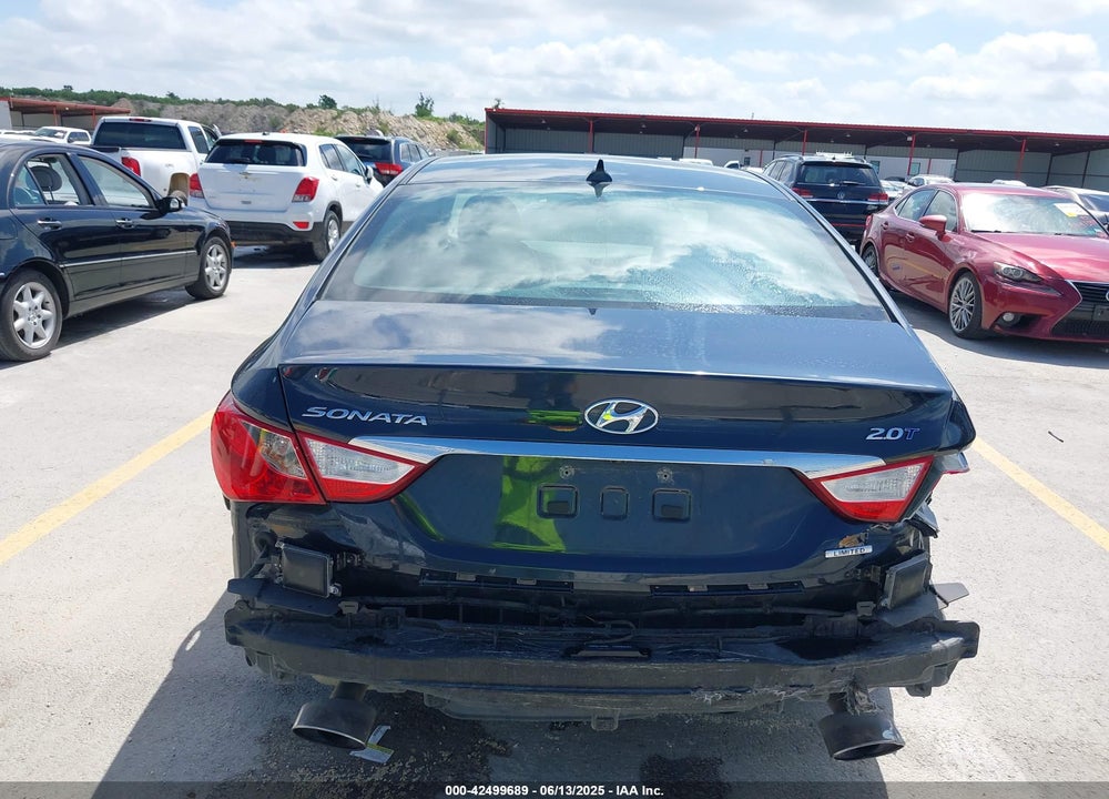2014 HYUNDAI SONATA VIN: 5NPEC4AB2EH834527