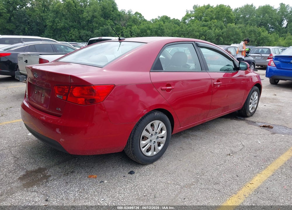 2013 KIA FORTE VIN: KNAFU4A21D5700900