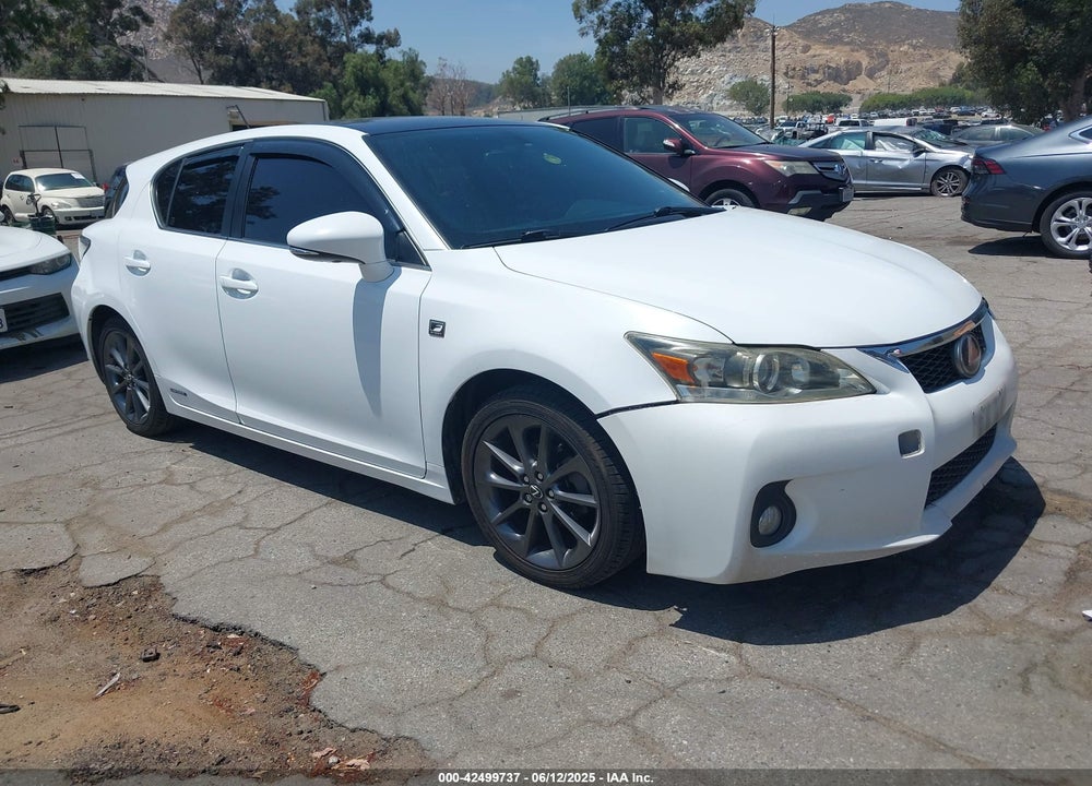 2013 LEXUS CT 200H VIN: JTHKD5BH2D2157292