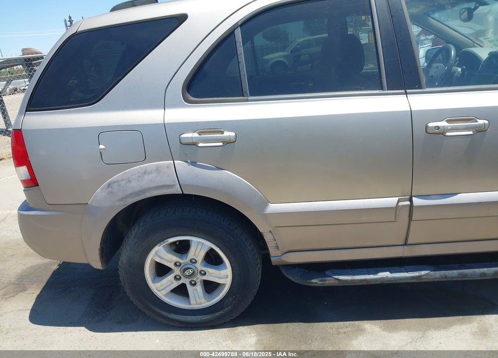 2005 KIA SORENTO EX/LX VIN: KNDJD733855450674