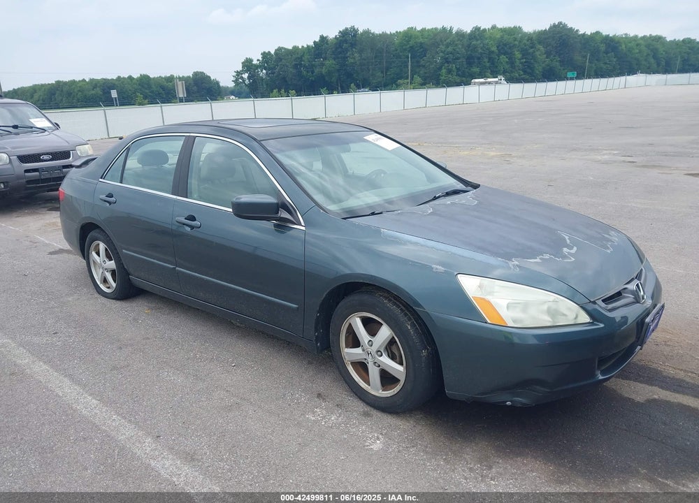 2005 HONDA ACCORD 2.4 EX VIN: 1HGCM56885A152008