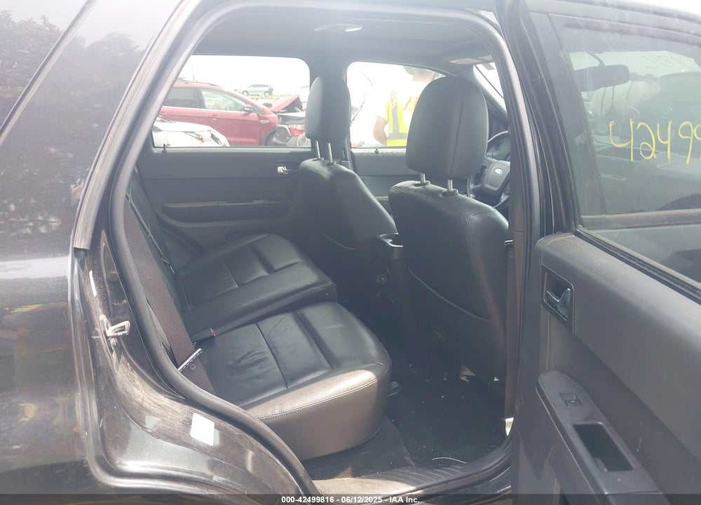 2011 FORD ESCAPE VIN: 1FMCU0EG8BKB96909