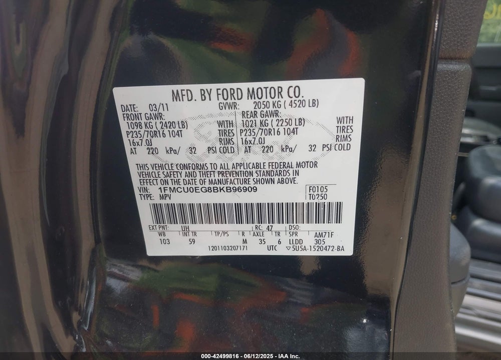 2011 FORD ESCAPE VIN: 1FMCU0EG8BKB96909