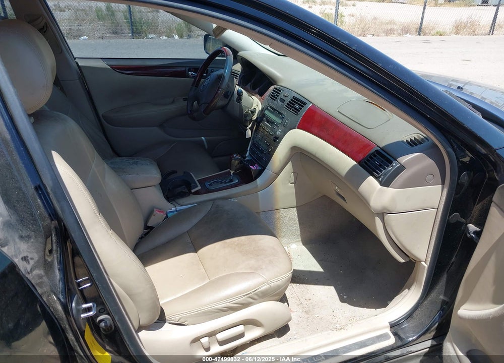 2003 LEXUS ES 300 VIN: JTHBF30G936007664