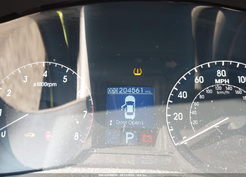 2011 HYUNDAI GENESIS 4.6 VIN: KMHGC4DFXBU125610