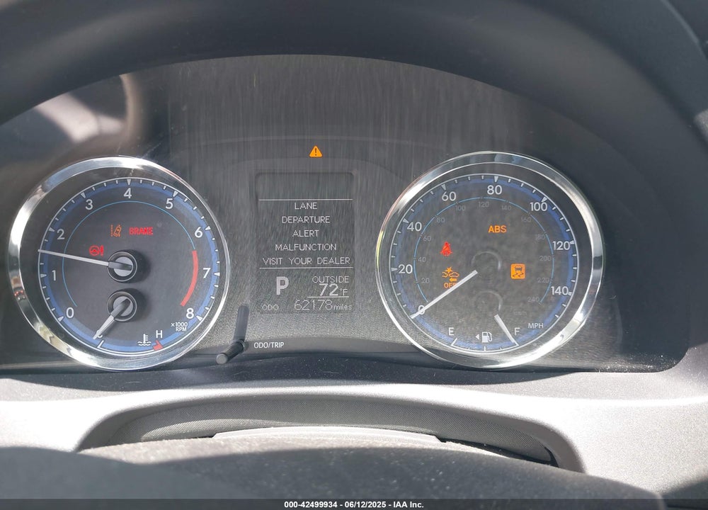 2018 TOYOTA COROLLA VIN: 2T1BURHE5JC064267