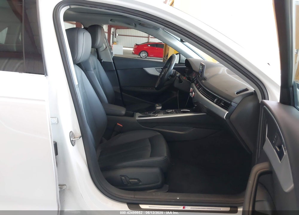 2018 AUDI A4 VIN: WAUKMAF45JA132760