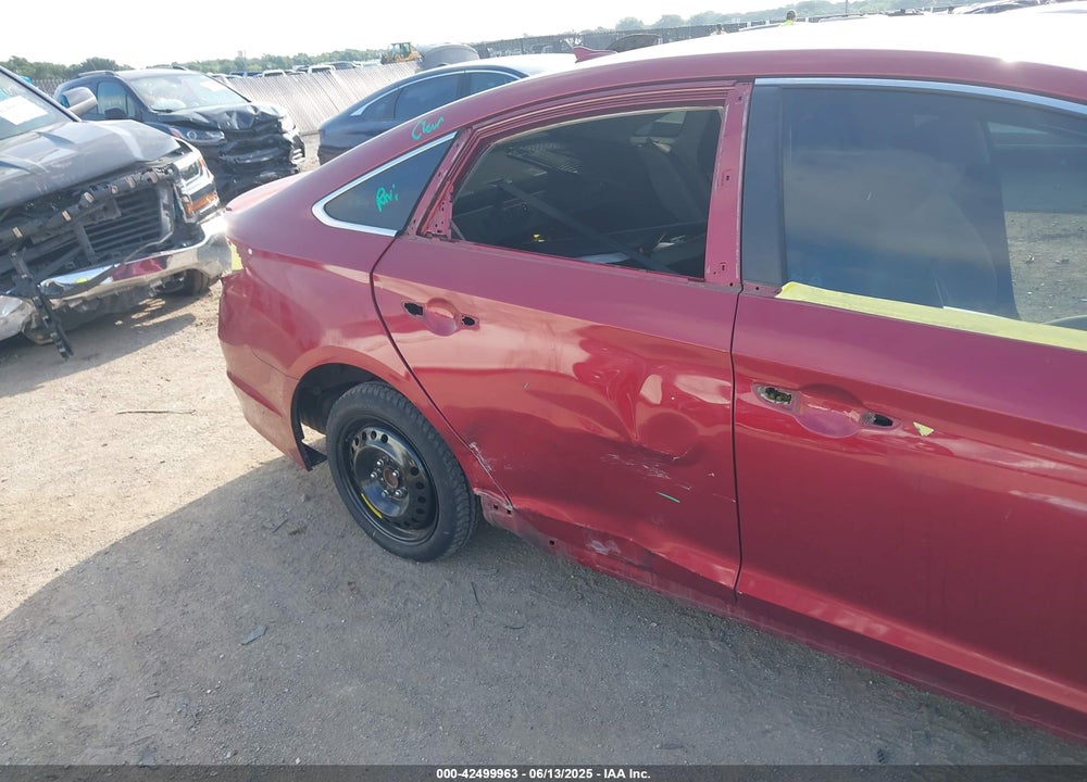 2016 HYUNDAI SONATA VIN: 5NPE24AF2GH365948
