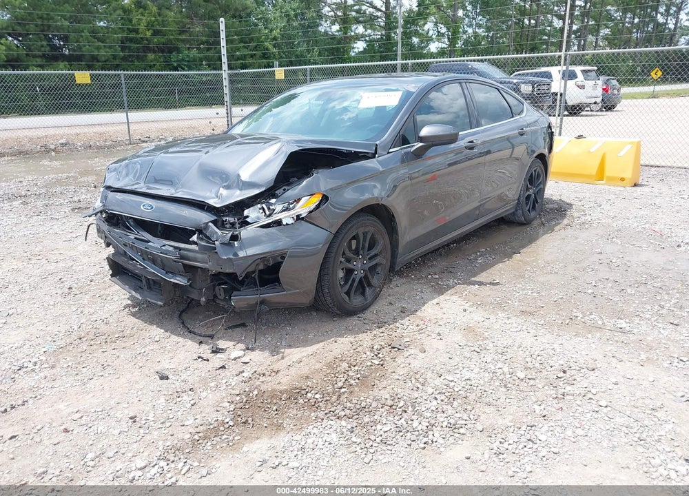 2020 FORD FUSION VIN: 3FA6P0HD6LR160147