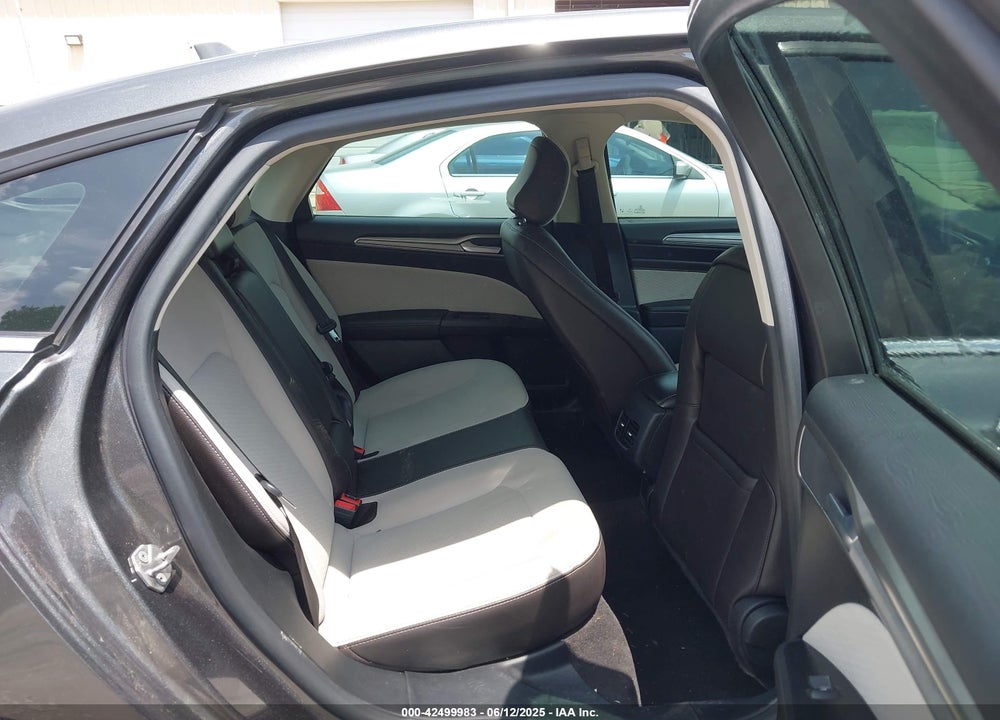 2020 FORD FUSION VIN: 3FA6P0HD6LR160147