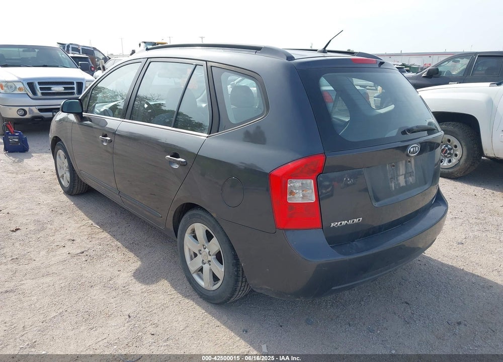 2007 KIA RONDO VIN: KNAFG525777052588