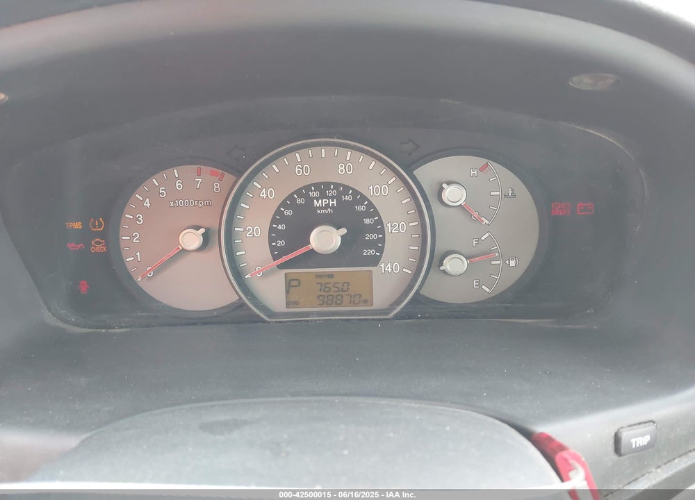 2007 KIA RONDO VIN: KNAFG525777052588