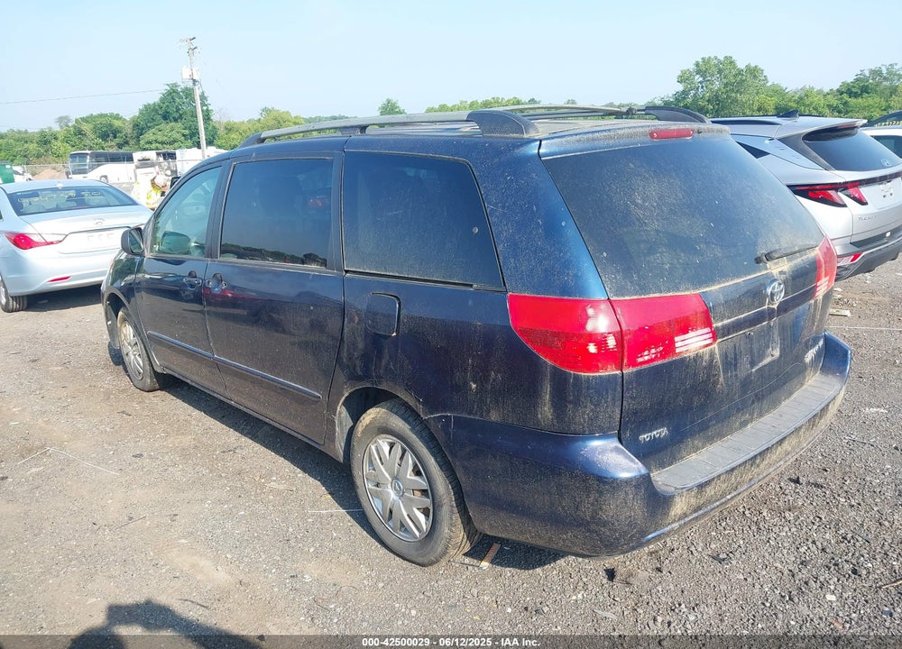 2004 TOYOTA SIENNA LE VIN: 5TDZA23C74S023638