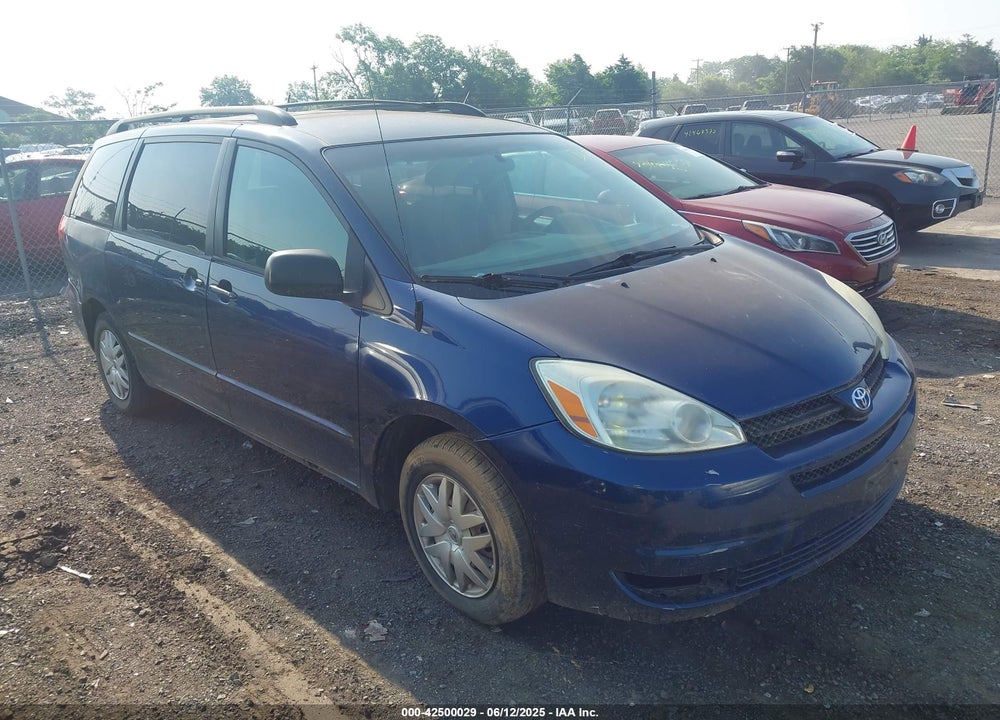 2004 TOYOTA SIENNA LE VIN: 5TDZA23C74S023638