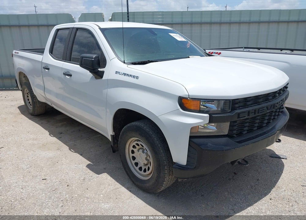 2020 CHEVROLET SILVERADO 1500 4WD DOUBLE CAB STANDARD BED WT VIN: 1GCRYAEF5LZ178683