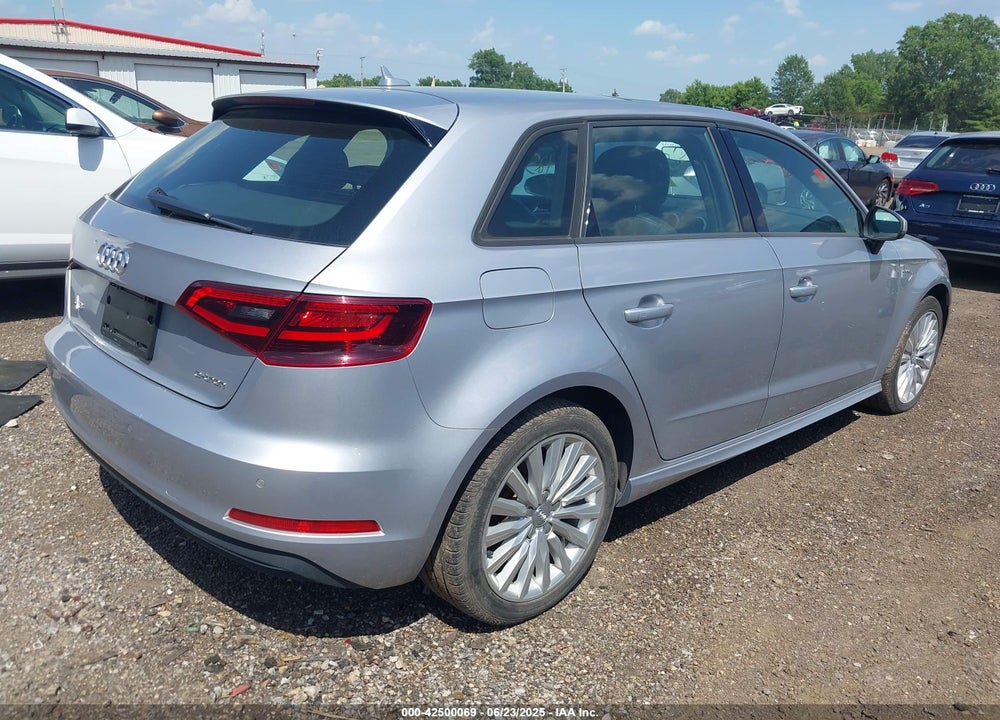 2016 AUDI A3 E-TRON VIN: WAUUPBFF8GA051946