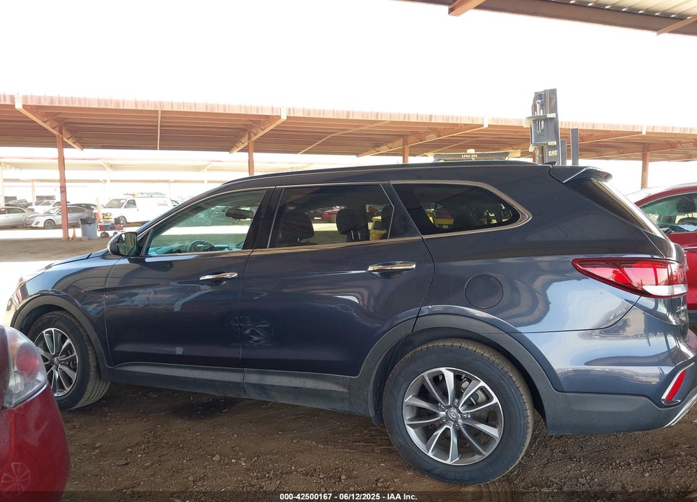 2017 HYUNDAI SANTA FE VIN: KM8SM4HF2HU195600