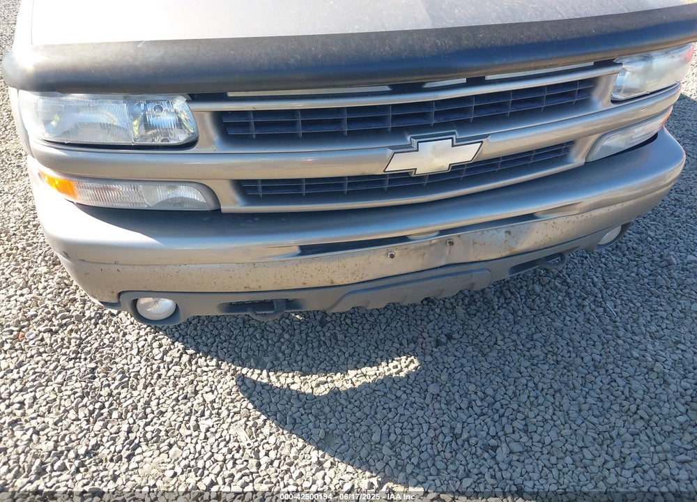 2002 CHEVROLET SUBURBAN 1500 Z71 VIN: 3GNFK16Z62G262420