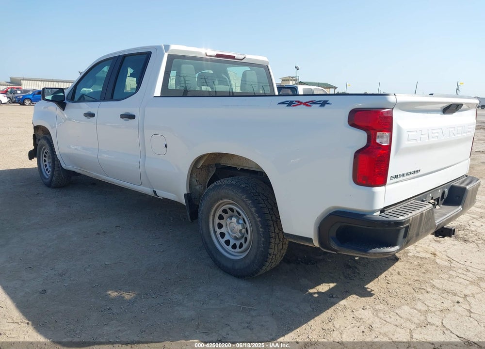 2021 CHEVROLET SILVERADO 1500 4WD DOUBLE CAB STANDARD BED WT VIN: 1GCRYAEF7MZ212124