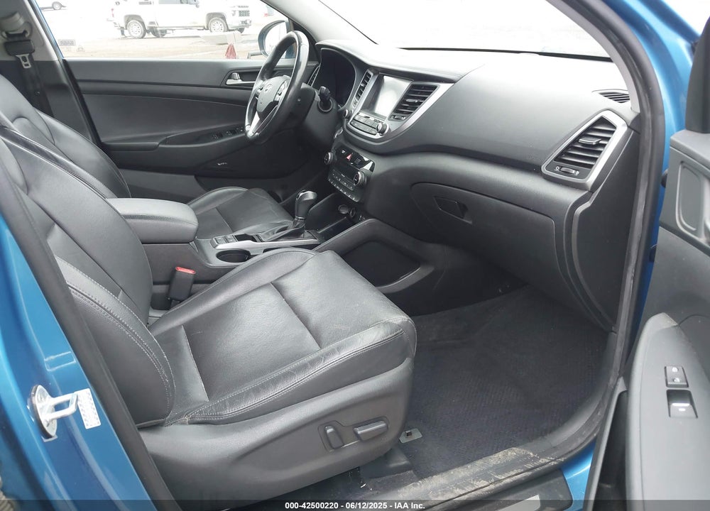 2018 HYUNDAI TUCSON LIMITED VIN: KM8J33A29JU696280