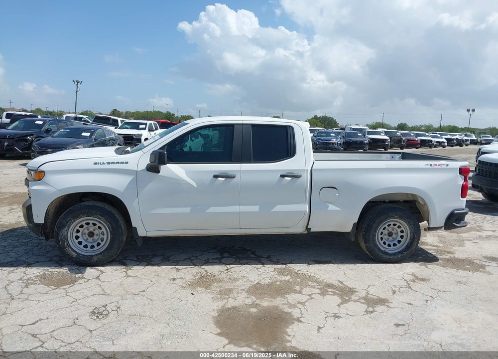 2021 CHEVROLET SILVERADO 1500 4WD DOUBLE CAB STANDARD BED WT VIN: 1GCRYAEFXMZ217365
