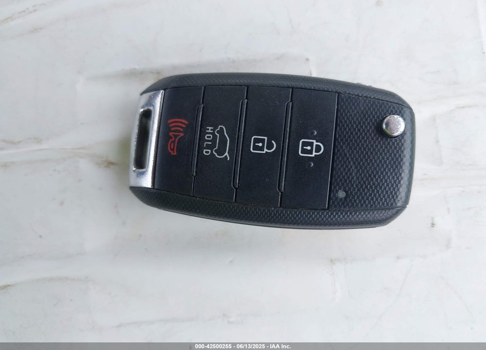 2016 KIA SOUL VIN: KNDJN2A27G7305790