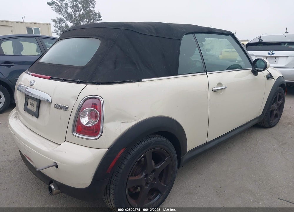 2011 MINI COOPER VIN: WMWZN3C5XBTZ89487