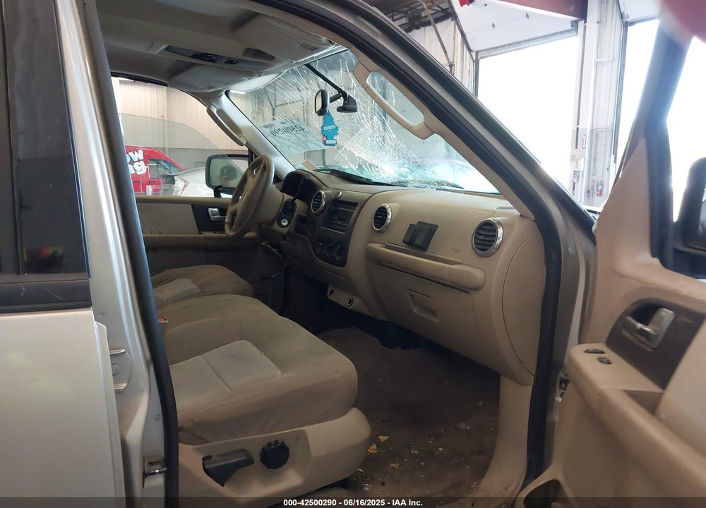 2004 FORD EXPEDITION XLT VIN: 1FMPU16W04LB62876