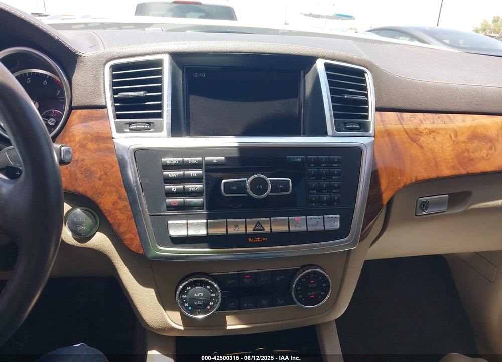 2015 MERCEDES-BENZ GL 550 4MATIC VIN: 4JGDF7DE2FA468258