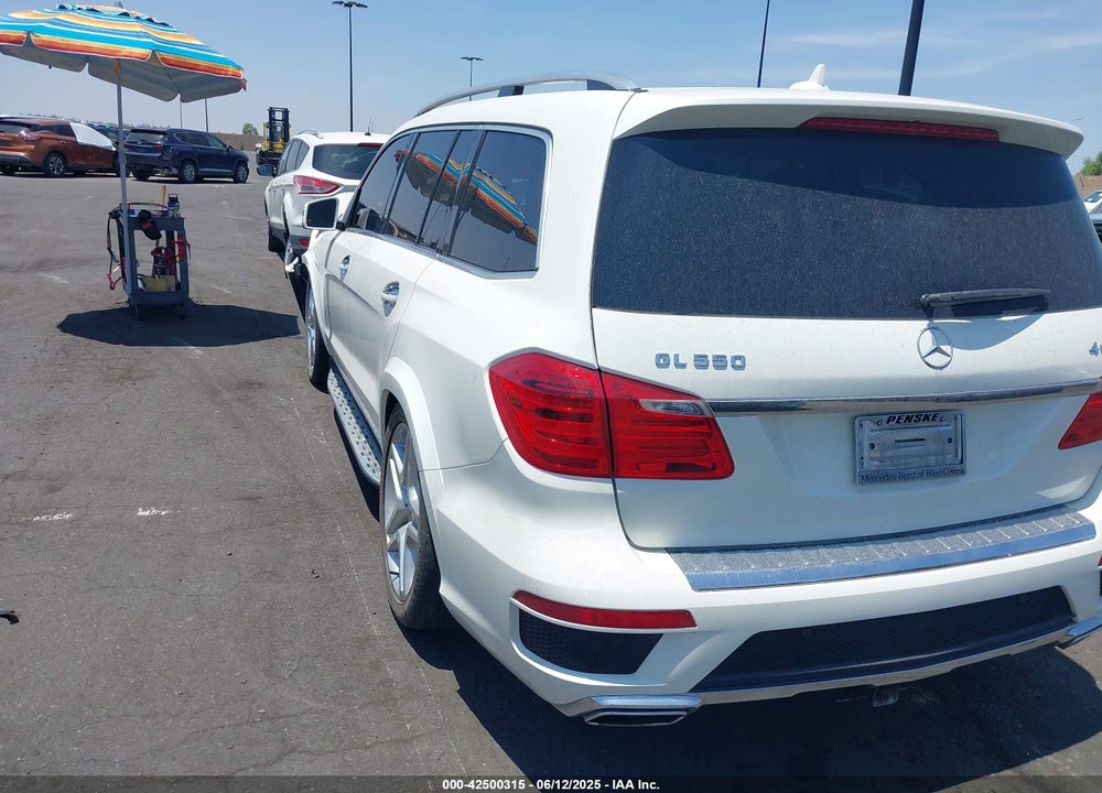 2015 MERCEDES-BENZ GL 550 4MATIC VIN: 4JGDF7DE2FA468258