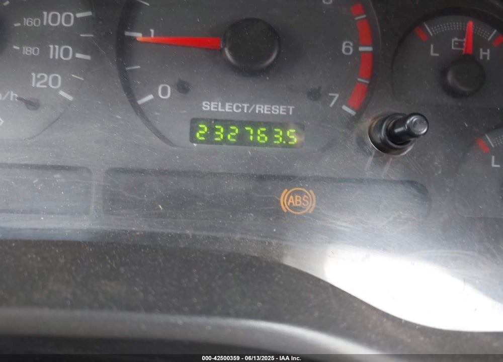 2002 FORD MUSTANG VIN: 1FAFP40472F127835