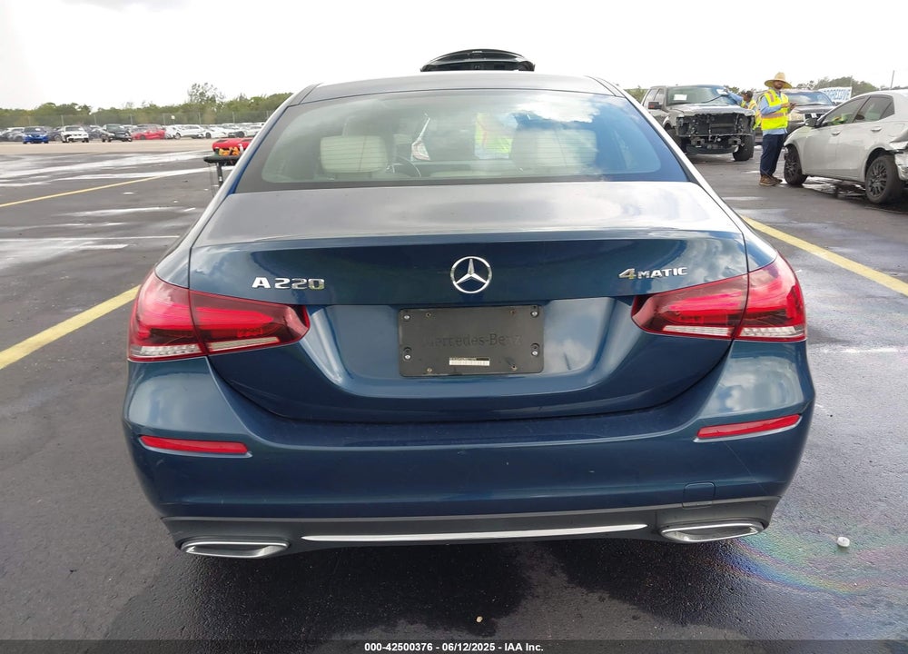 2021 MERCEDES-BENZ A 220 VIN: W1K3G4FB2MJ271379