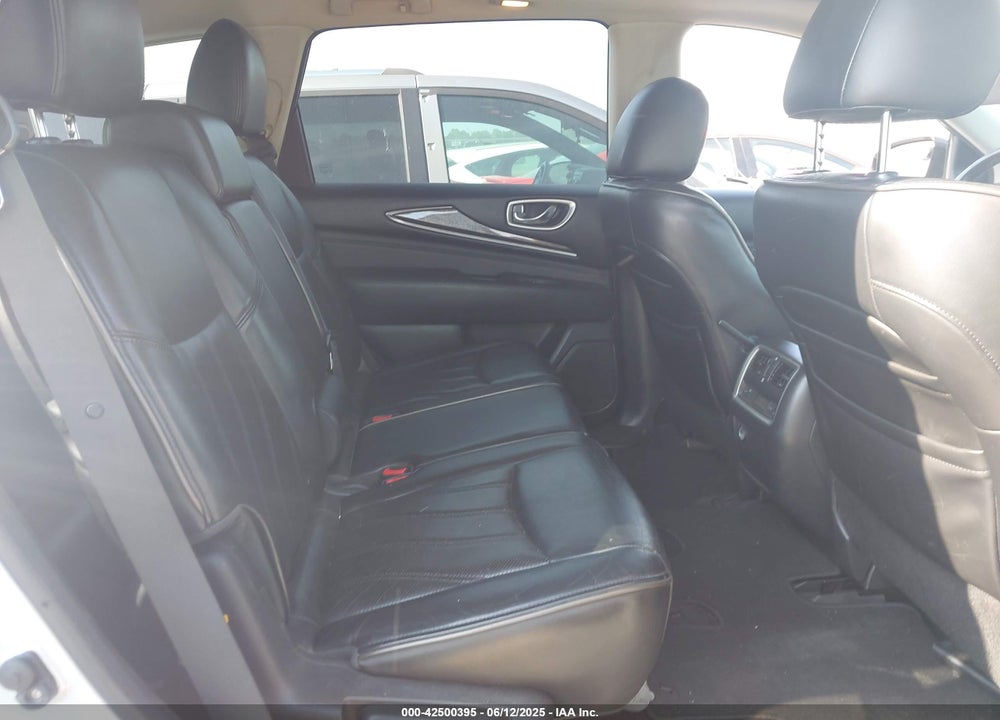 2013 INFINITI JX35 VIN: 5N1AL0MN8DC303433