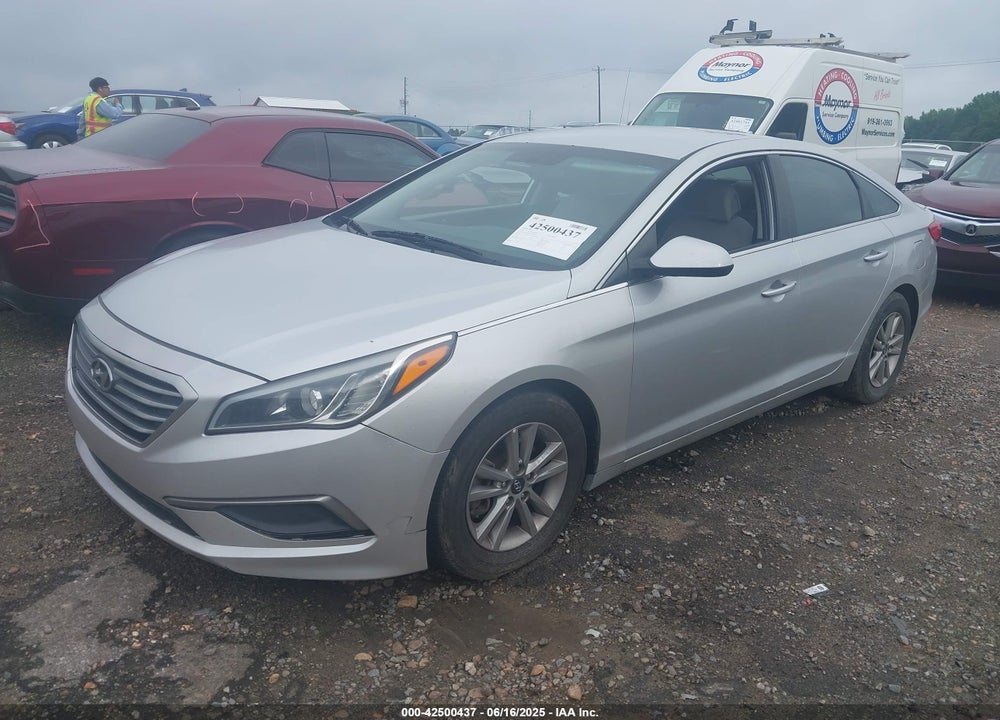 2016 HYUNDAI SONATA VIN: 5NPE24AF9GH311966