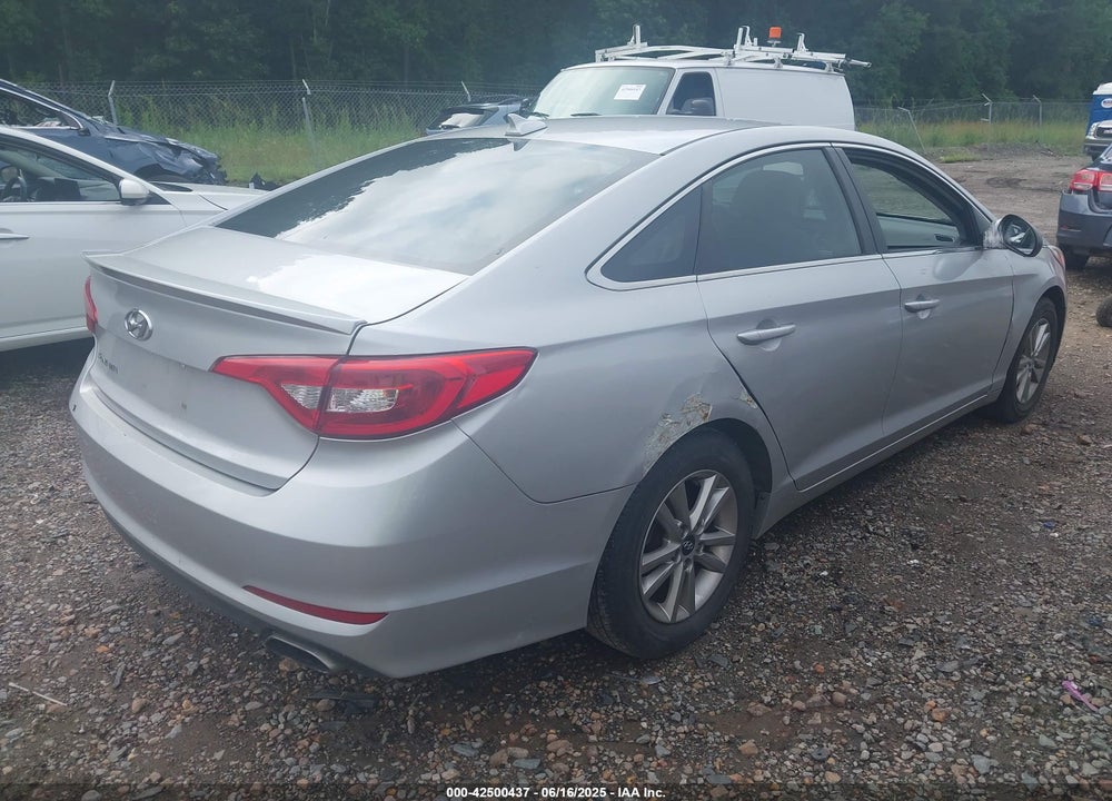 2016 HYUNDAI SONATA VIN: 5NPE24AF9GH311966