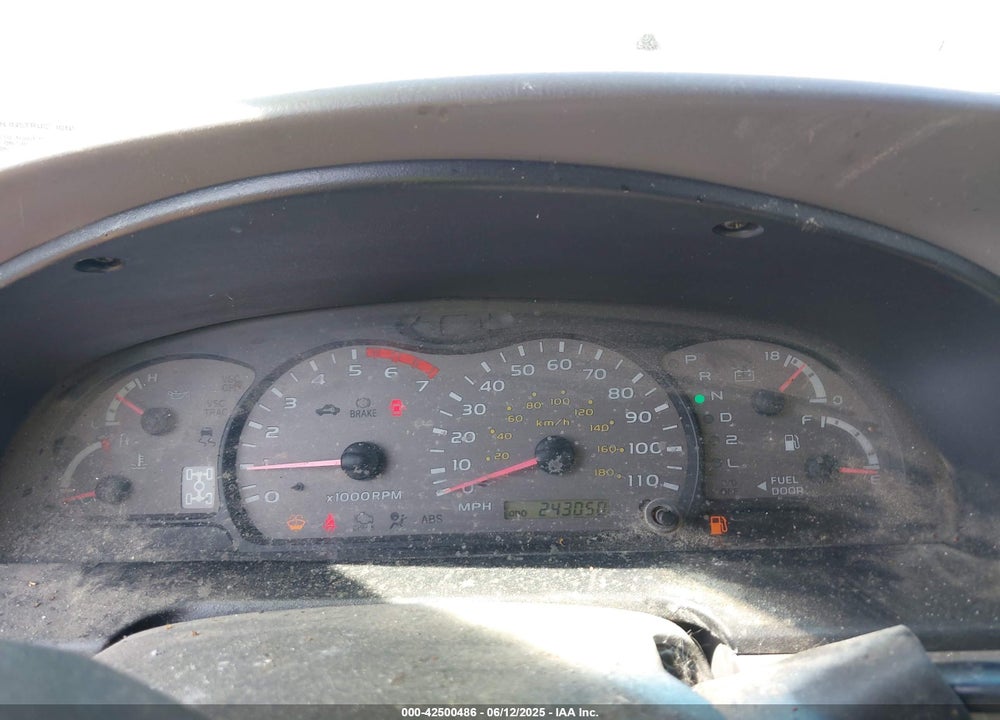 2004 TOYOTA SEQUOIA LIMITED V8 VIN: 5TDBT48A64S224851
