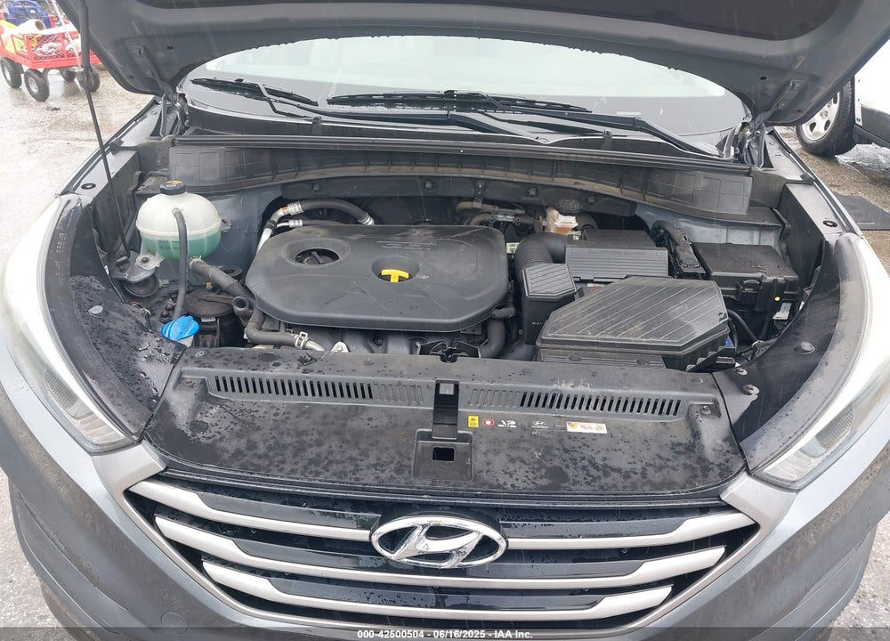 2017 HYUNDAI TUCSON VIN: KM8J23A47HU472648