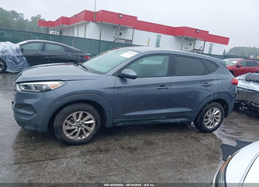2017 HYUNDAI TUCSON VIN: KM8J23A47HU472648
