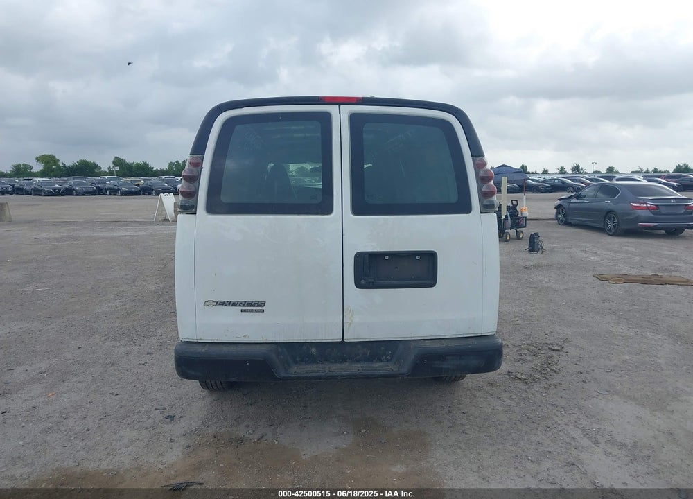 2016 CHEVROLET EXPRESS 2500 WORK VAN VIN: 1GCWGBFF2G1138592
