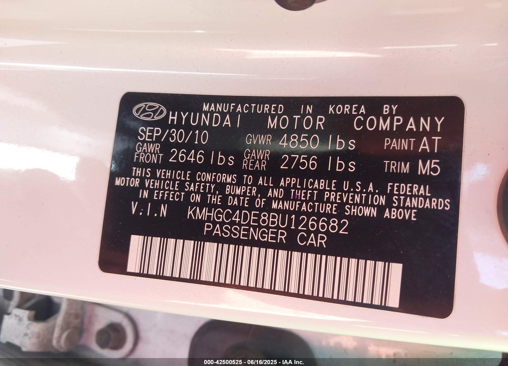 2011 HYUNDAI GENESIS VIN: KMHGC4DE8BU126682