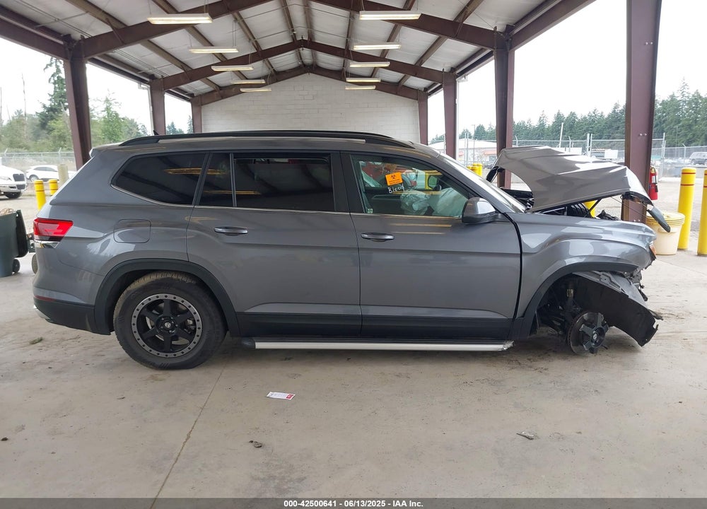 2021 VOLKSWAGEN ATLAS VIN: 1V2KR2CA9MC536446