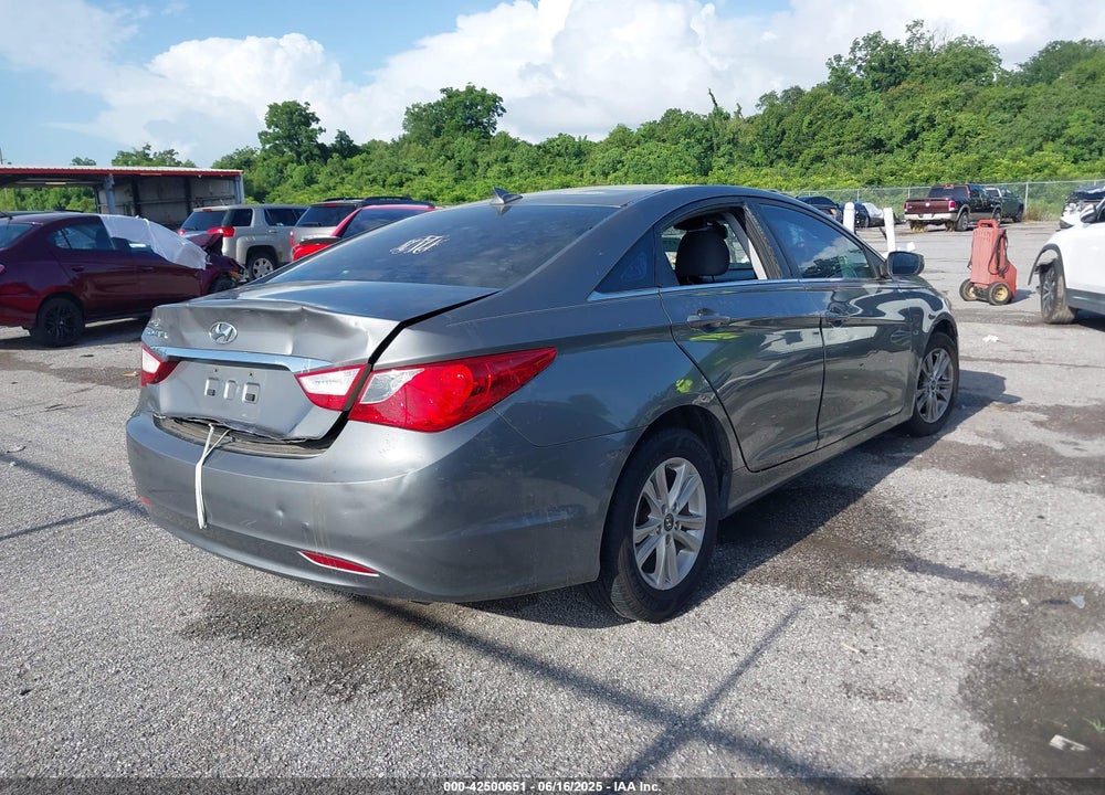 2013 HYUNDAI SONATA VIN: 5NPEB4AC1DH619344