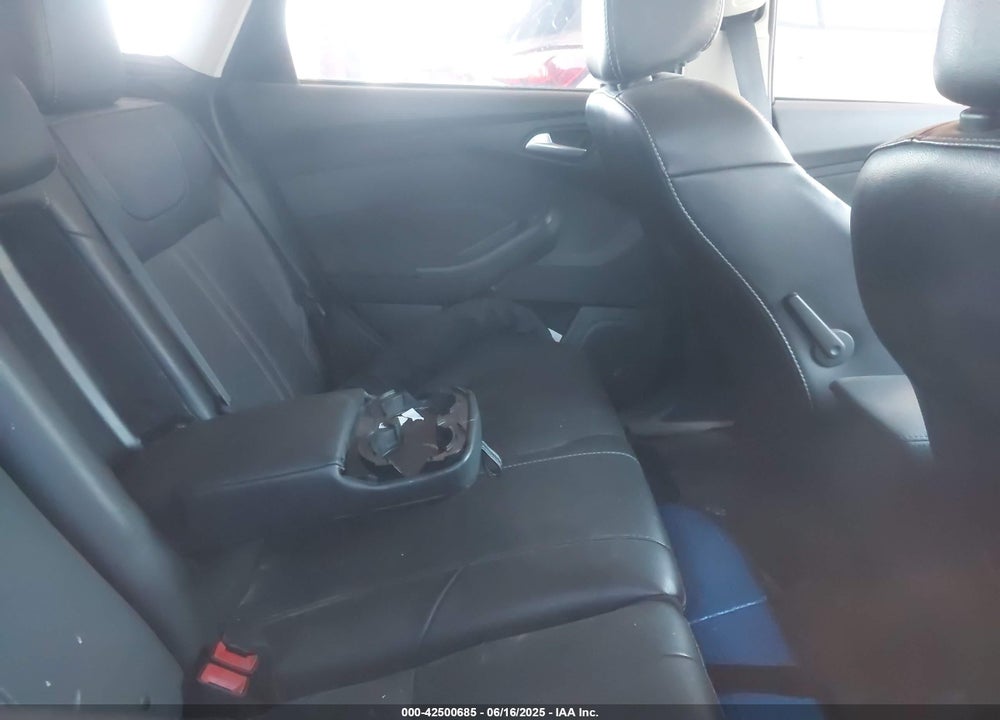 2014 FORD FOCUS VIN: 1FADP3N26EL287185
