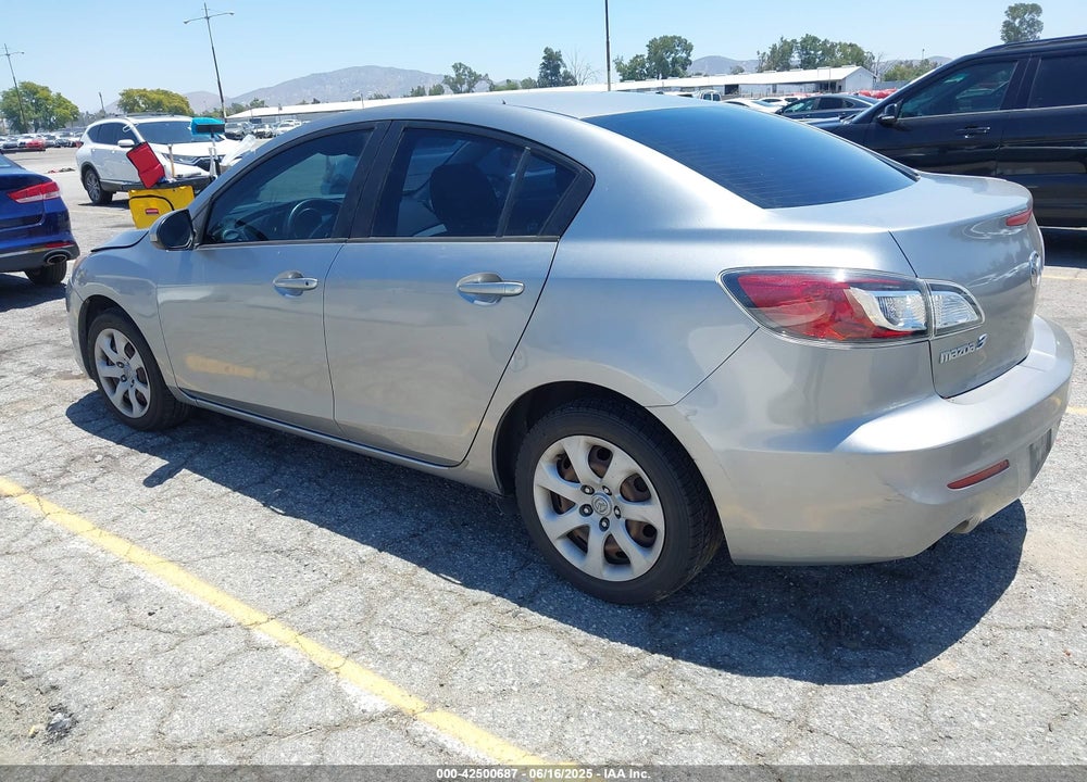 2013 MAZDA 3 I SPORT VIN: JM1BL1U86D1716391