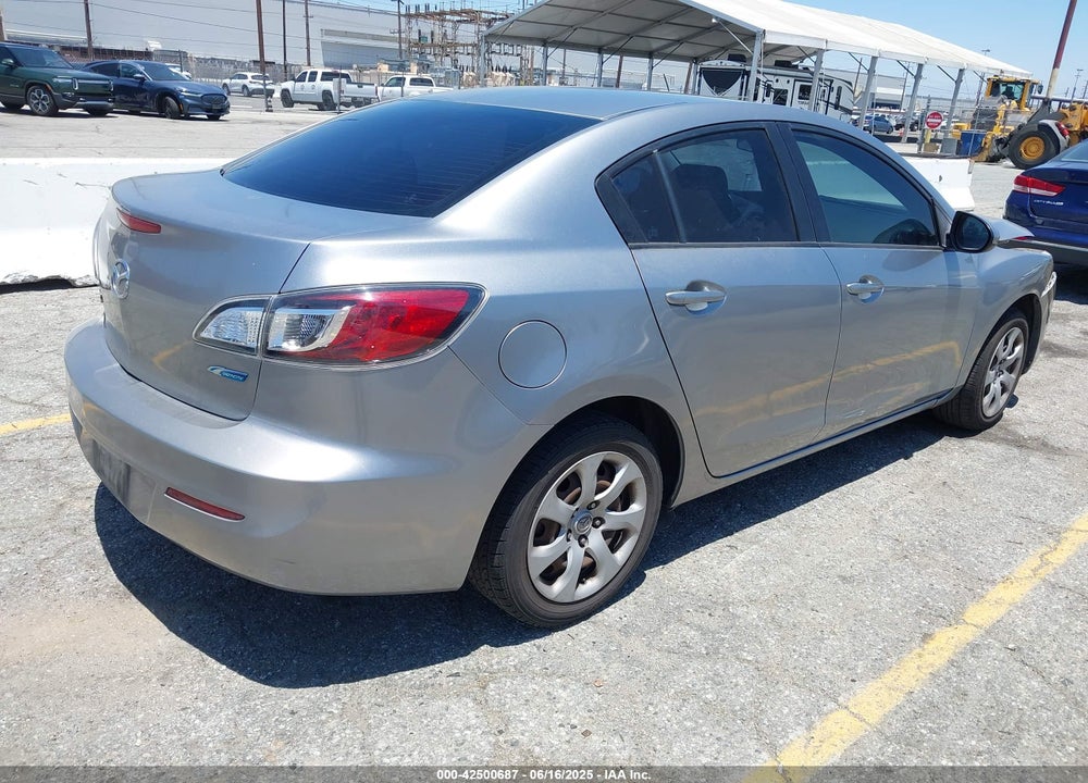 2013 MAZDA 3 I SPORT VIN: JM1BL1U86D1716391