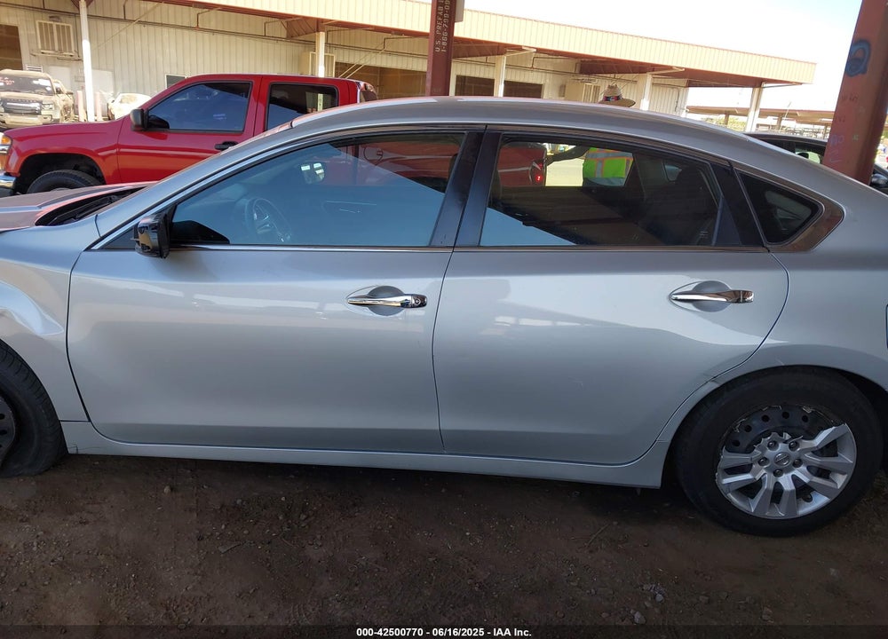 2017 NISSAN ALTIMA VIN: 1N4AL3APXHN365816