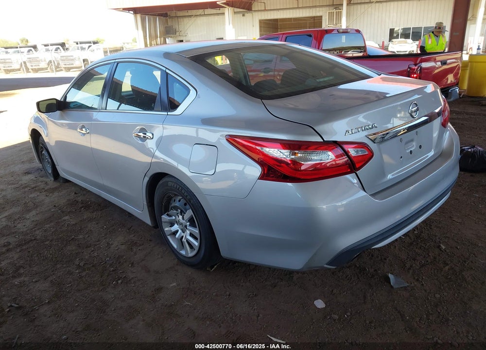 2017 NISSAN ALTIMA VIN: 1N4AL3APXHN365816